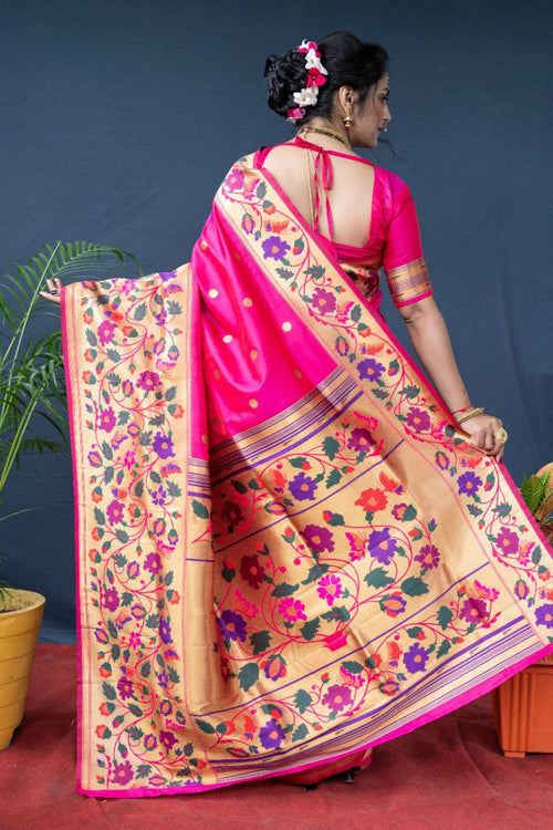 Load image into Gallery viewer, Prettiest Dark Pink Paithani Silk Saree With Sizzling Blouse Piece
