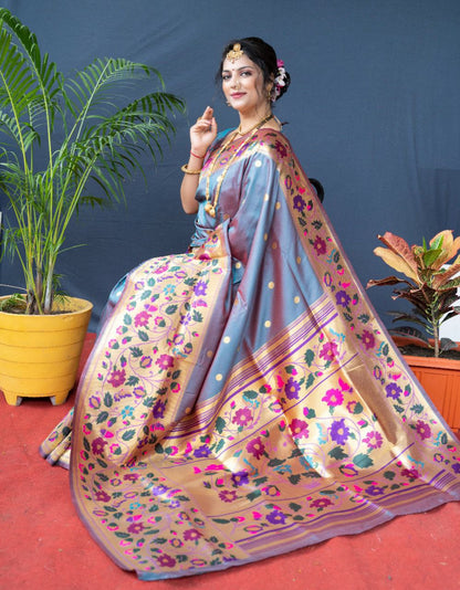 An insanely Grey Paithani Silk Saree With Sizzling Blouse Piece