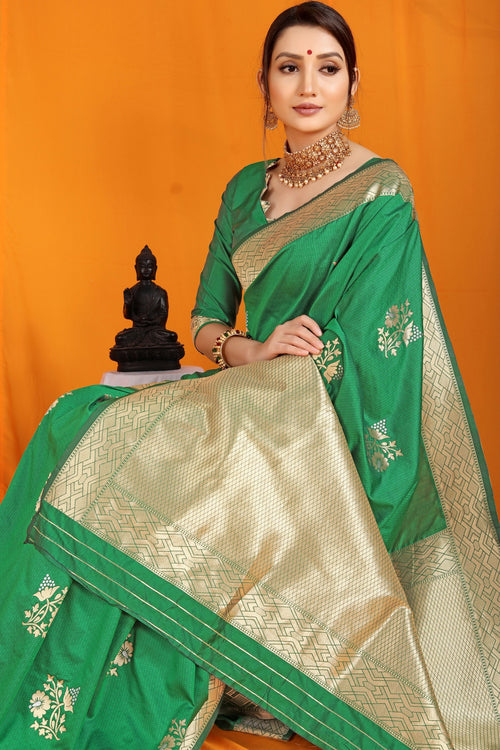 Load image into Gallery viewer, Energetic Green Kanjivaram Silk With Arresting Blouse Piece
