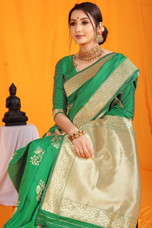 Load image into Gallery viewer, Energetic Green Kanjivaram Silk With Arresting Blouse Piece
