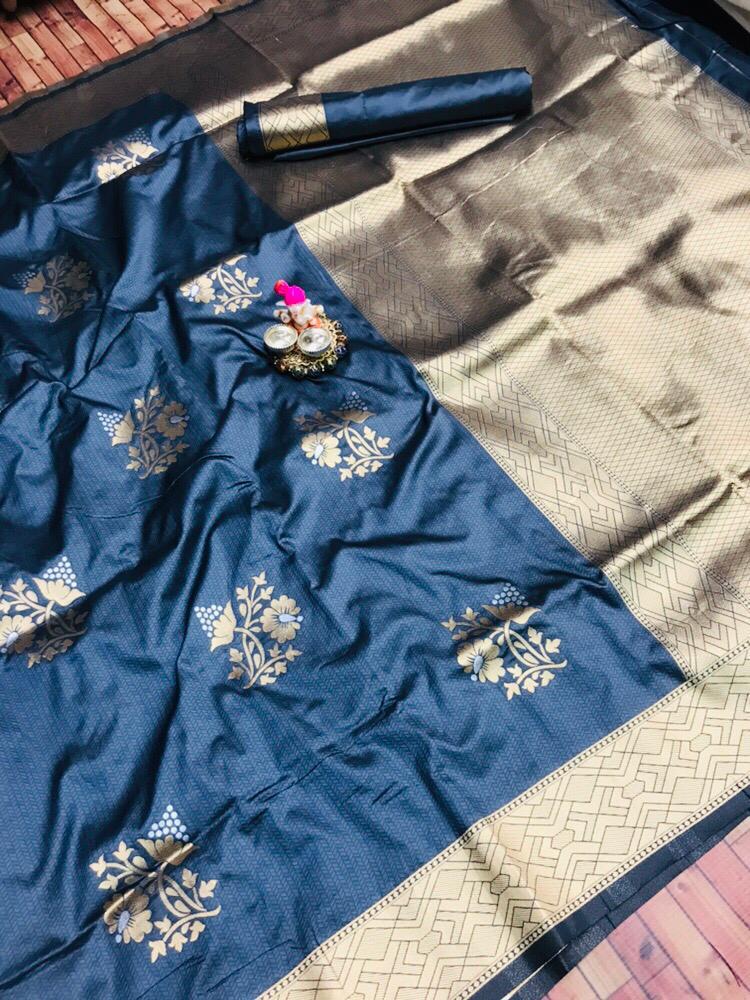 Flaunt Grey Kanjivaram Silk With Arresting Blouse Piece