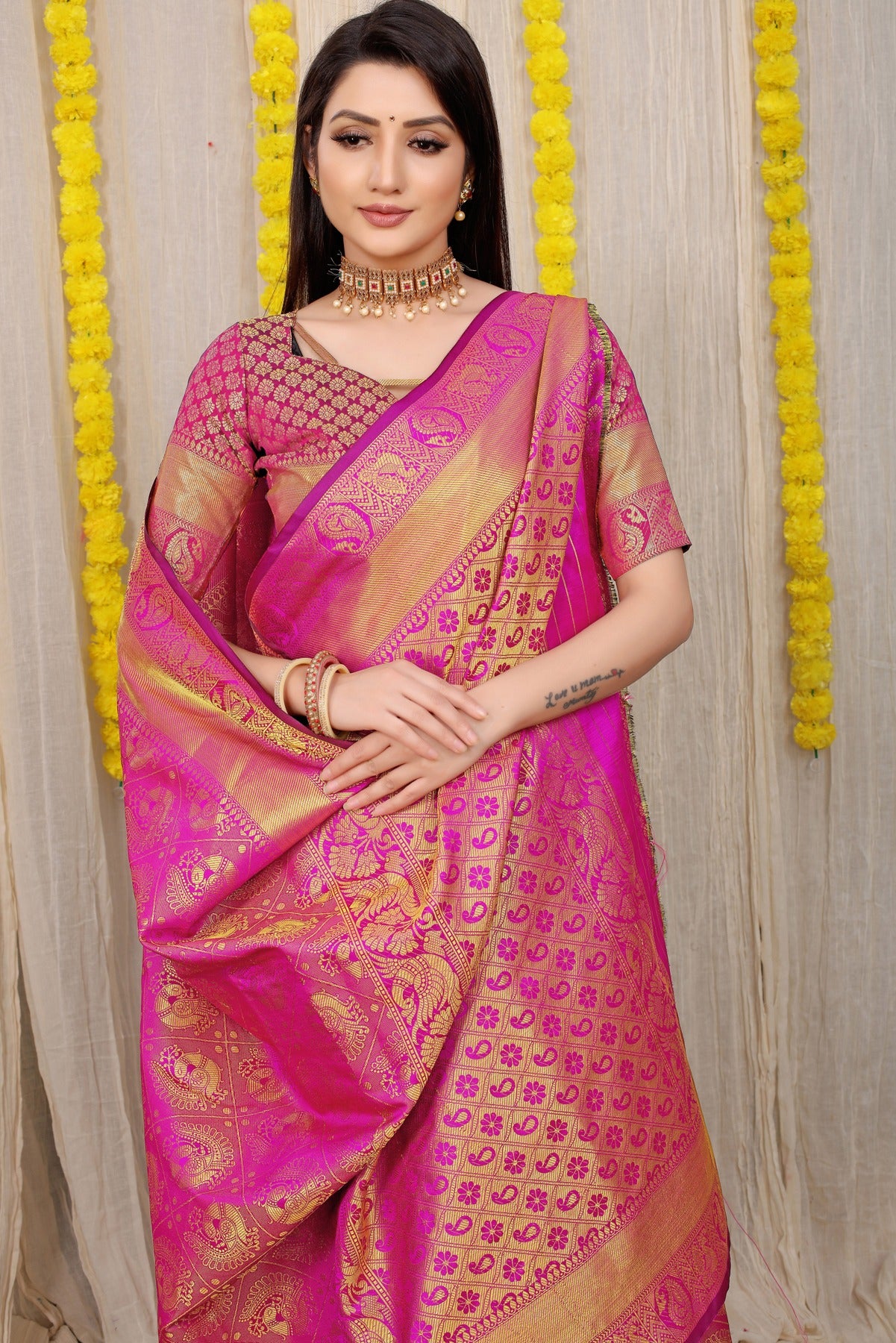 Sensational Dark Pink Kanjivaram Silk With Scintilla Blouse Piece