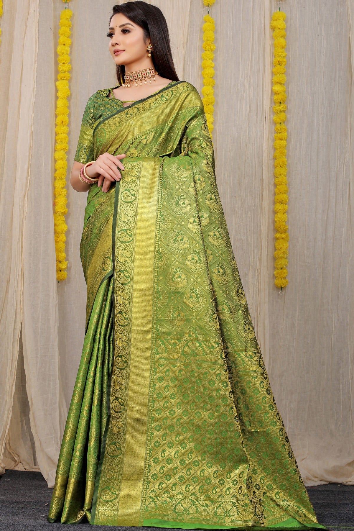 Gorgeous Green Kanjivaram Silk With Scintilla Blouse Piece