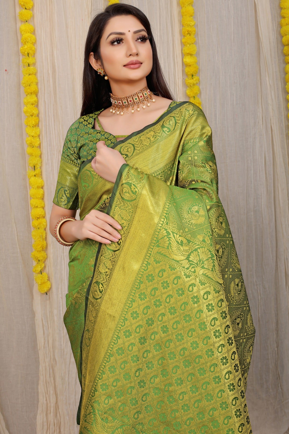 Gorgeous Green Kanjivaram Silk With Scintilla Blouse Piece