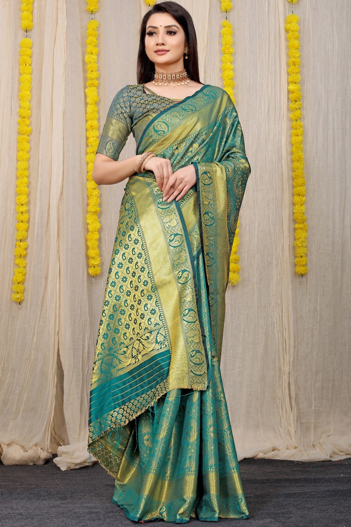 Wonderful Rama Kanjivaram Silk With Scintilla Blouse Piece