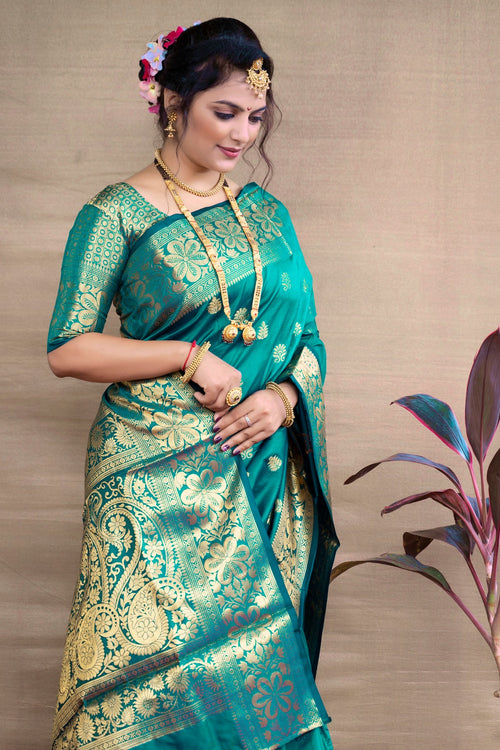 Load image into Gallery viewer, Desirable Rama Banarasi Silk Saree With Assemblage Blouse Piece
