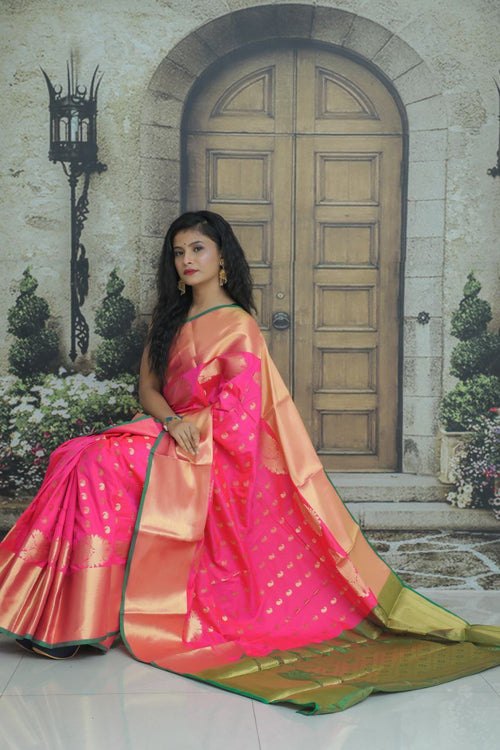 Load image into Gallery viewer, Dissemble Dark Pink Banarasi Silk Saree With Flameboyant Blouse Piece
