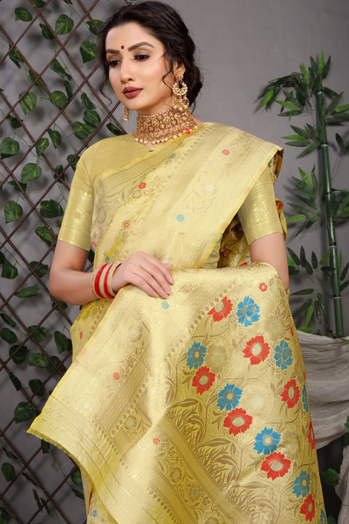 Load image into Gallery viewer, Delectable Beige Banarasi Silk Saree With Skinny Blouse Piece
