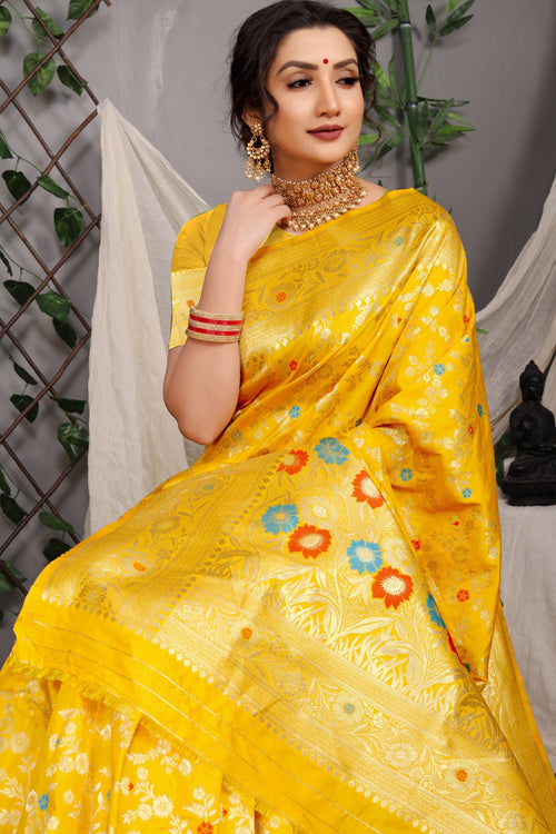 Load image into Gallery viewer, Staggering Yellow Banarasi Silk Saree With Skinny Blouse Piece

