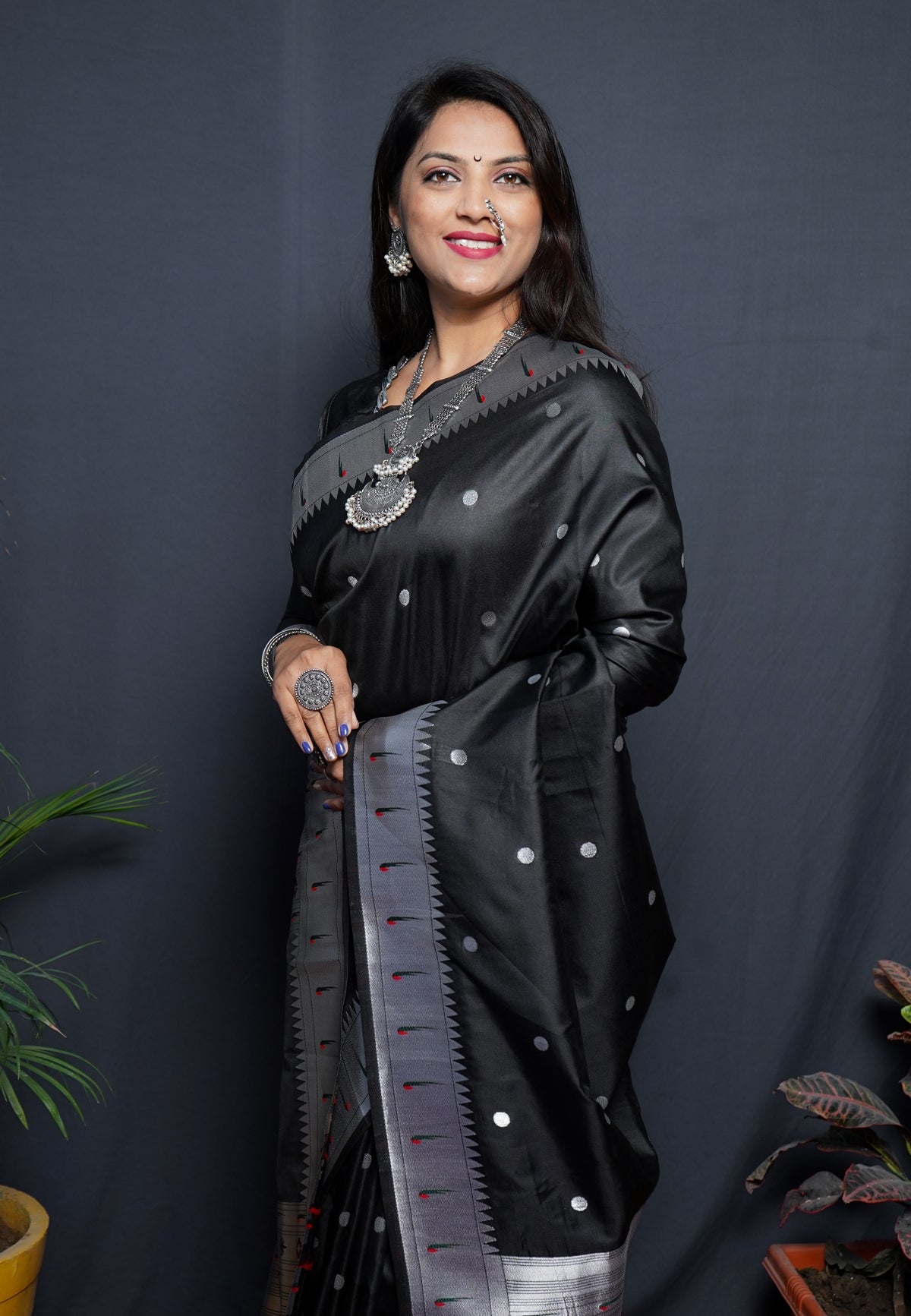 Enticing Black Paithani Silk Saree With Angelic Blouse Piece