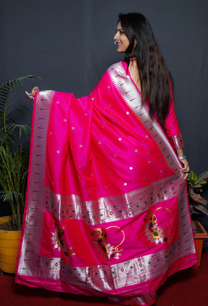 Comely Dark Pink Paithani Silk Saree With Angelic Blouse Piece