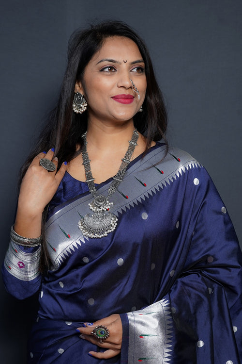 Load image into Gallery viewer, Angelic Navy Blue Paithani Silk Saree With Angelic Blouse Piece
