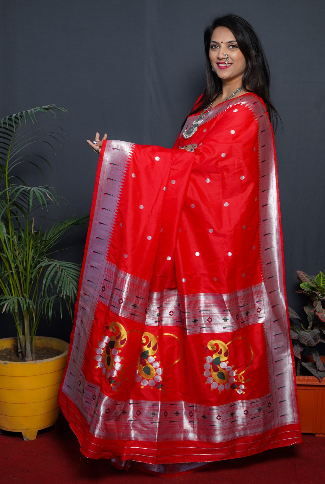 Beauteous Red Paithani Silk Saree With Angelic Blouse Piece