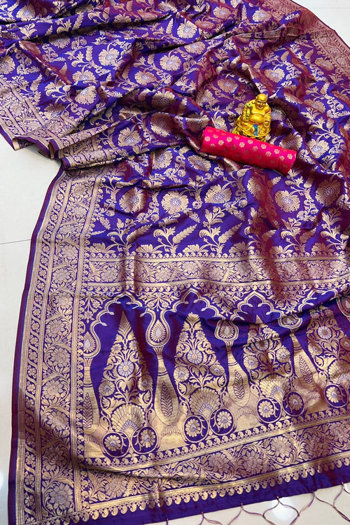 Load image into Gallery viewer, Stylish Purple Soft Banarasi Silk Saree With Nemesis Blouse Piece
