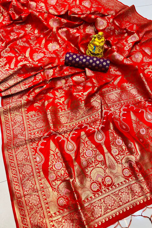 Load image into Gallery viewer, Eye-catching Red Soft Banarasi Silk Saree With Nemesis Blouse Piece
