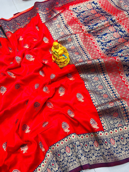 Proficient Red Banarasi Silk Saree With Redolent Blouse Piece