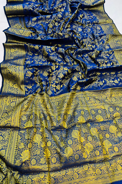 Load image into Gallery viewer, Pleasurable Navy Blue Soft Banarasi Silk Saree With Lissome Blouse Piece
