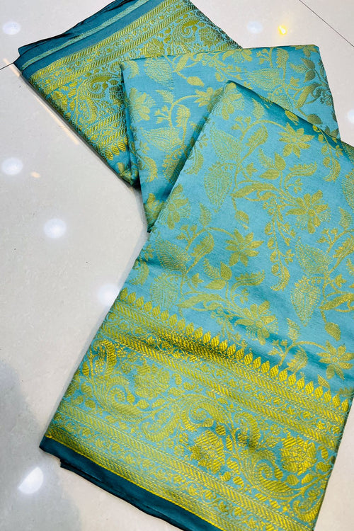 Load image into Gallery viewer, Exuberant Sky Soft Banarasi Silk Saree With Lissome Blouse Piece
