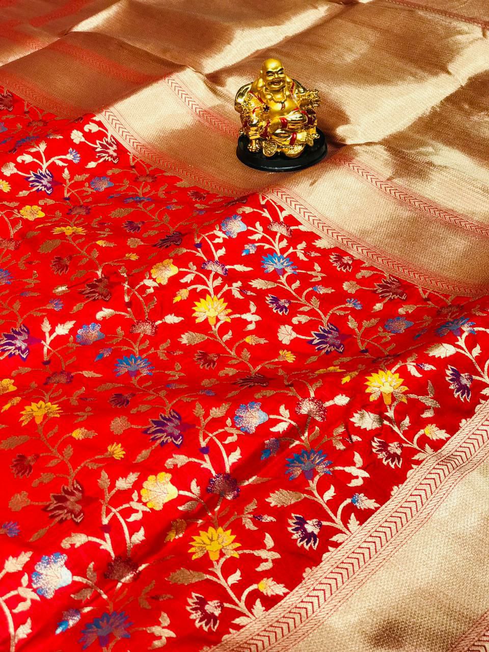 Invaluable Red Kanjivaram Silk With Engaging Blouse Piece