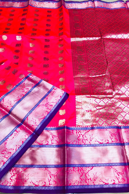 Load image into Gallery viewer, A dreamy Dark Pink Banarasi Silk Saree With Admirable Blouse Piece
