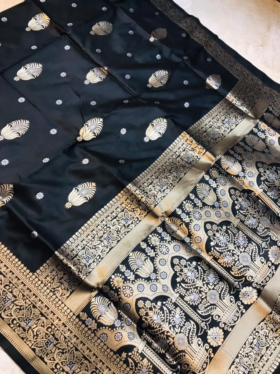 Sempiternal Black Kanjivaram Silk With Demure Blouse Piece