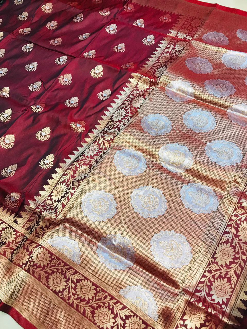 Smashing Brown Kanjivaram Silk With Effervescent Blouse Piece