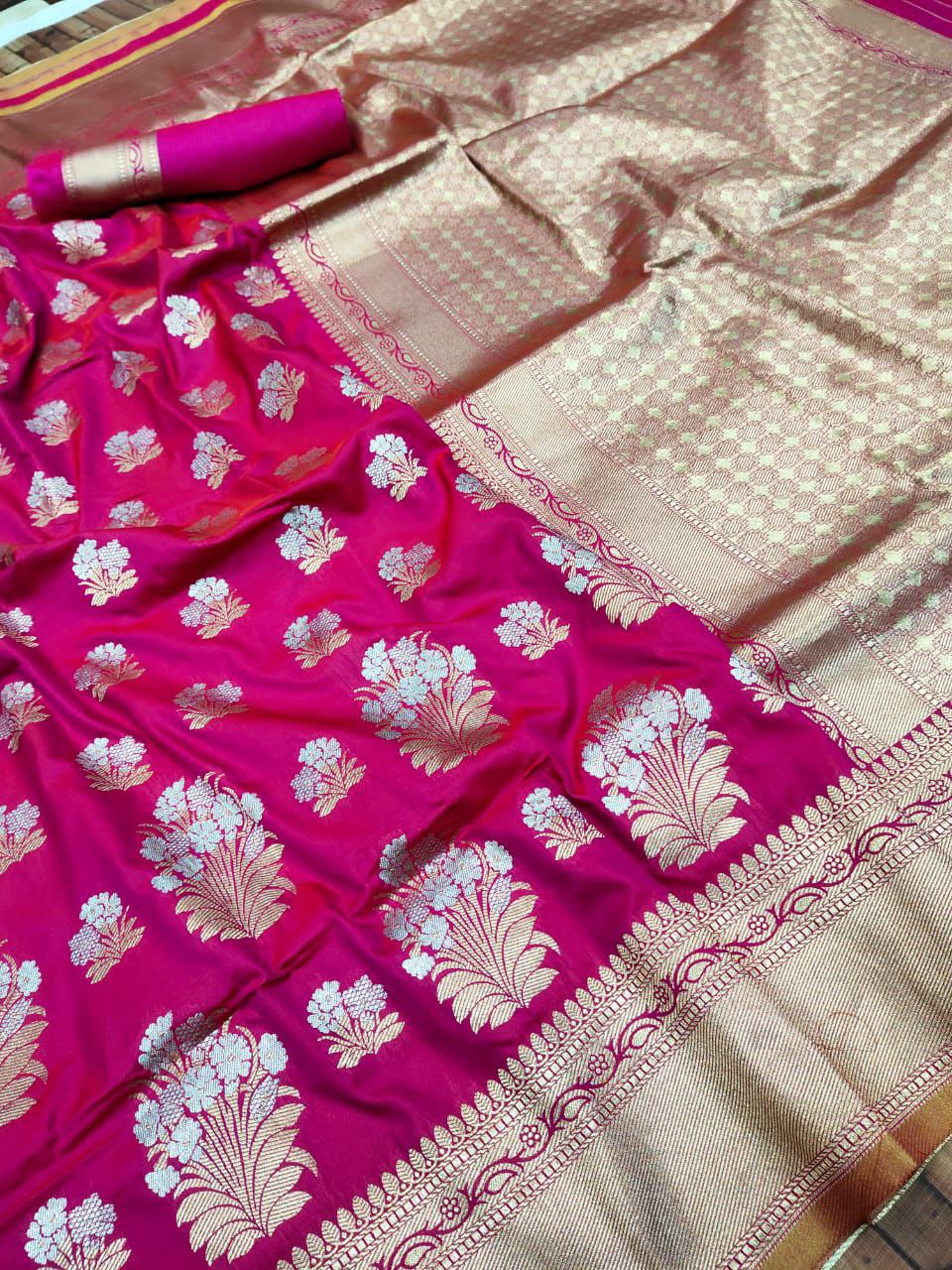 Luxuriant Dark Pink Kanjivaram Silk With Seraglio Blouse Piece