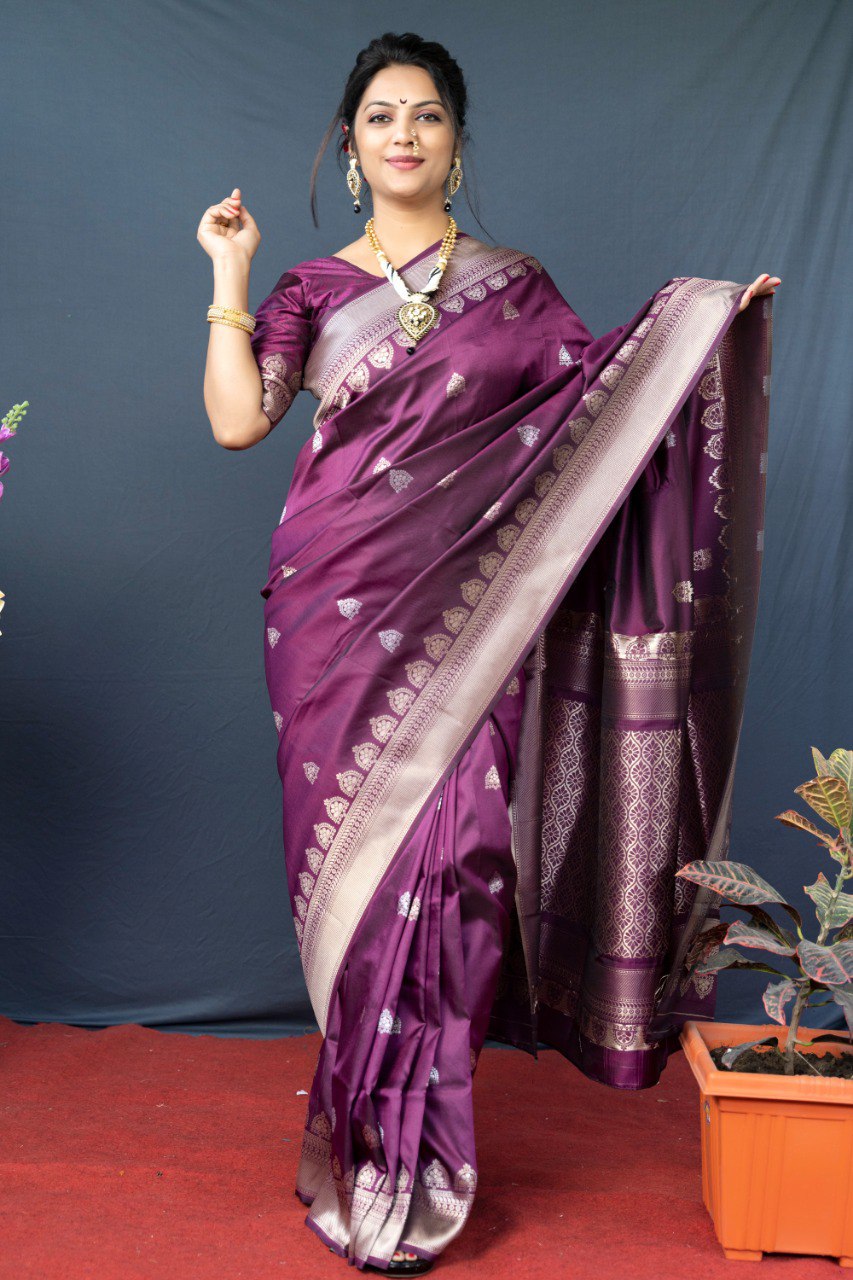 Outstanding Purple Banarasi Silk Saree With Classic Blouse Piece
