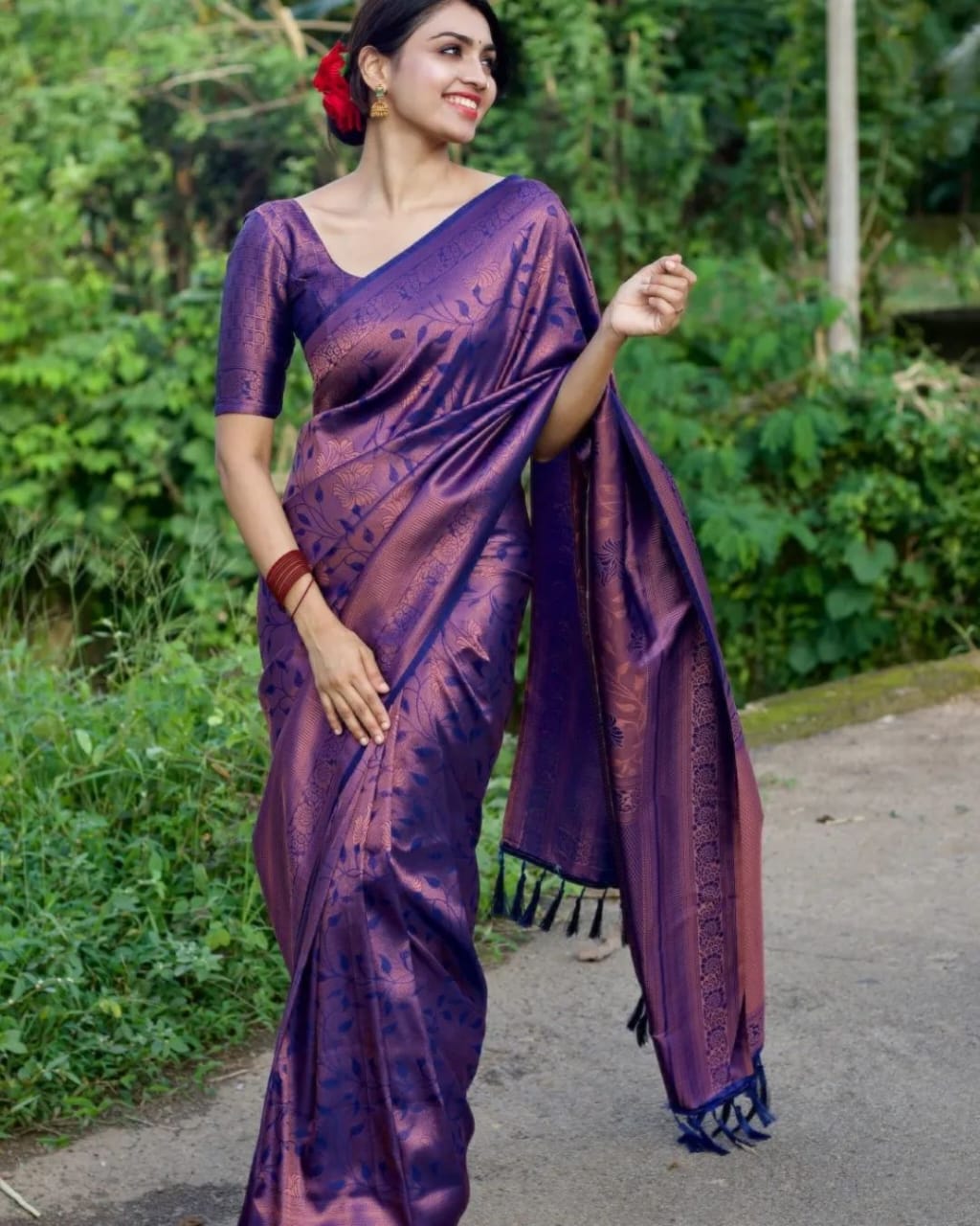 Tempting Navy Blue Soft Banarasi Silk Saree With Engaging Blouse Piece