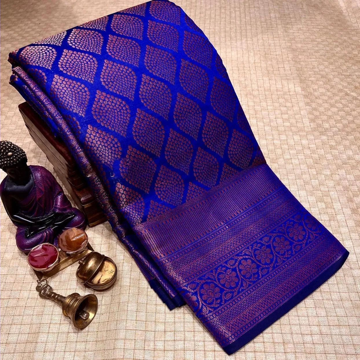 Denouement Royal Blue Soft Silk Saree With Redolent Blouse Piece