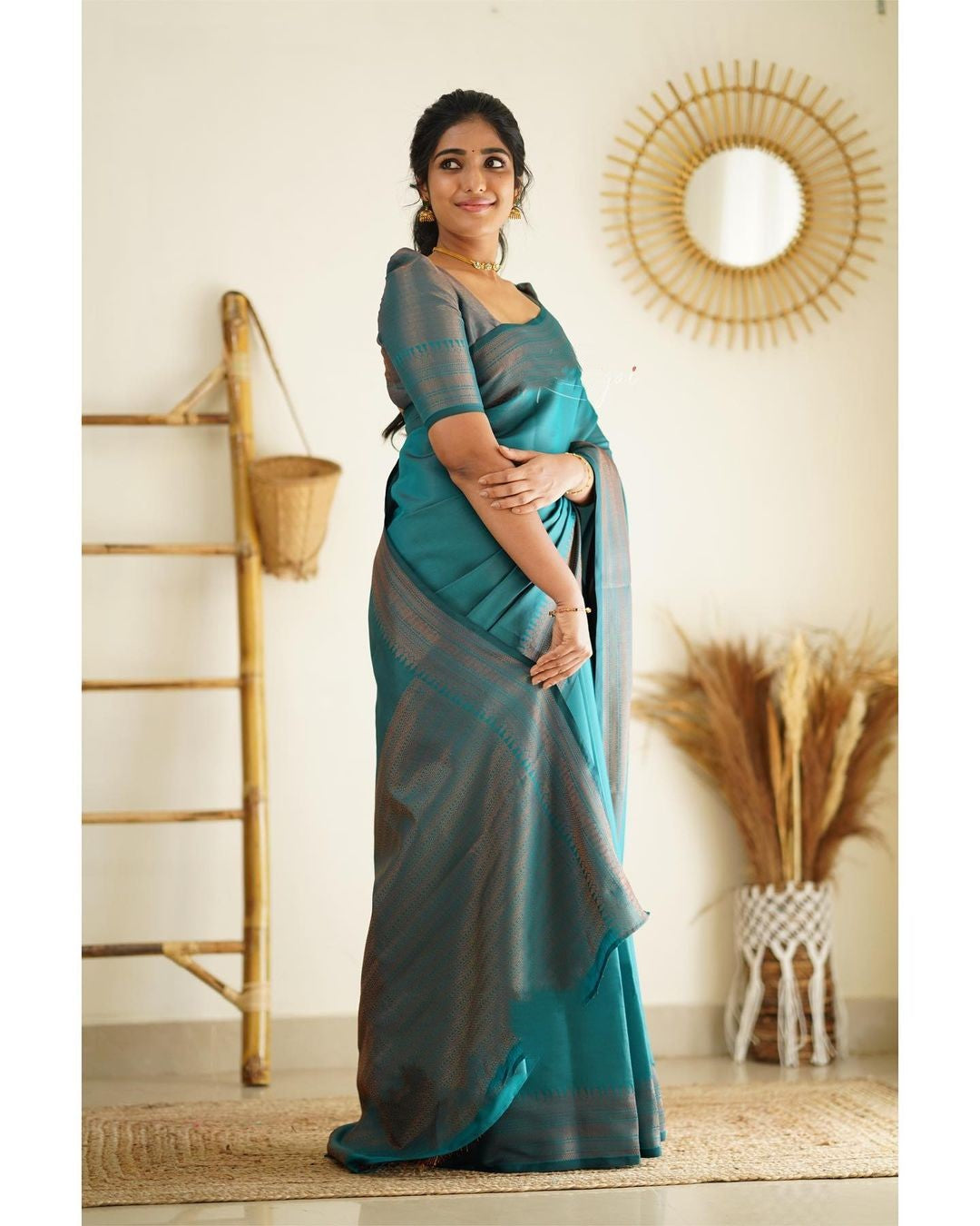 Woebegone Rama Soft Silk Saree With Fragrant Blouse Piece