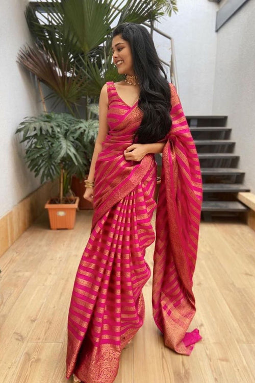 Load image into Gallery viewer, Mesmerizing Pink Soft Silk Saree With Stylish Blouse Piece

