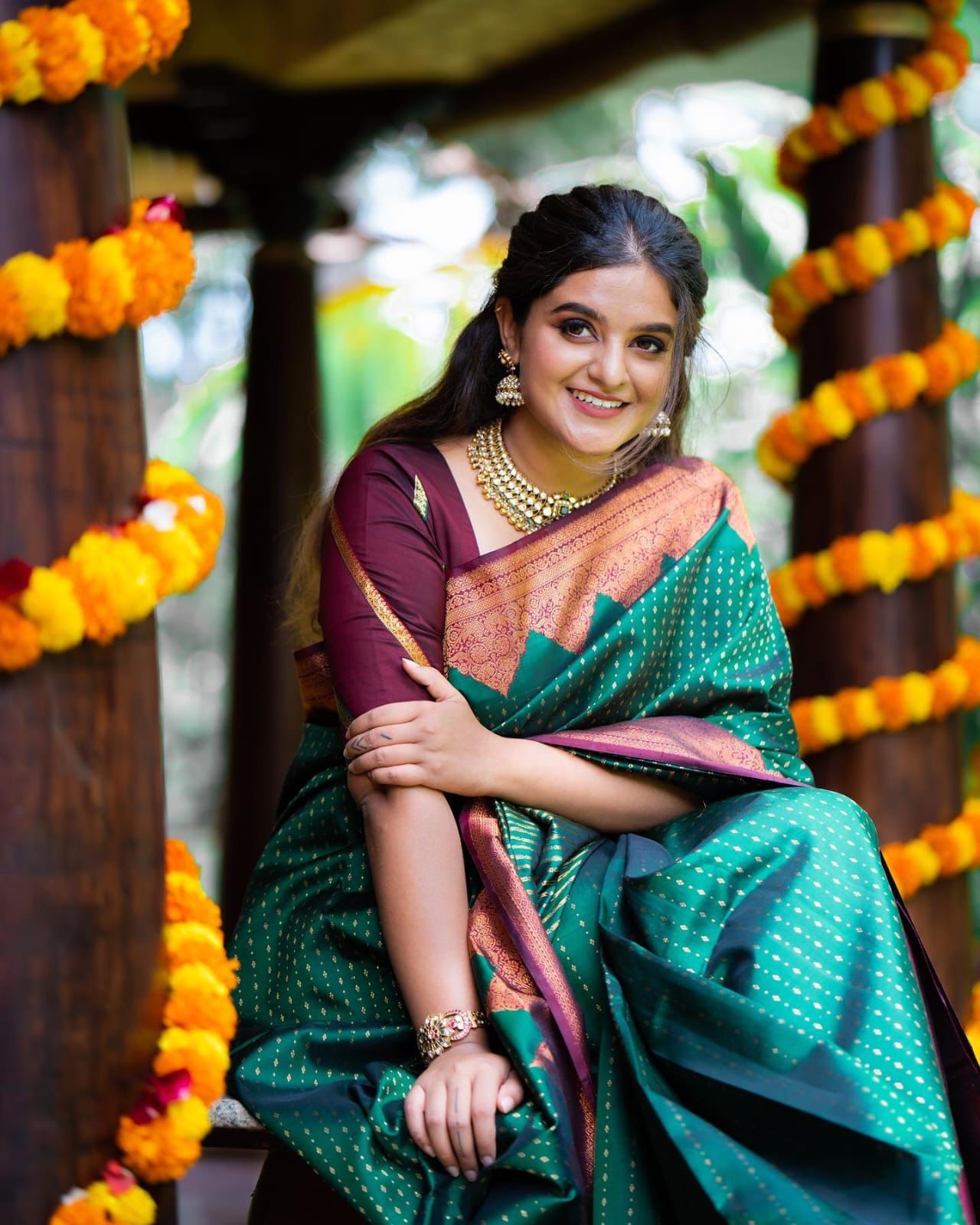 Incomparable Green Soft Silk Saree with Serendipity Blouse Piece