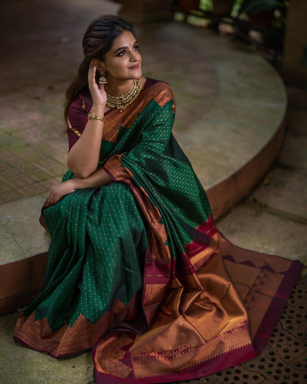 Incomparable Green Soft Silk Saree with Serendipity Blouse Piece