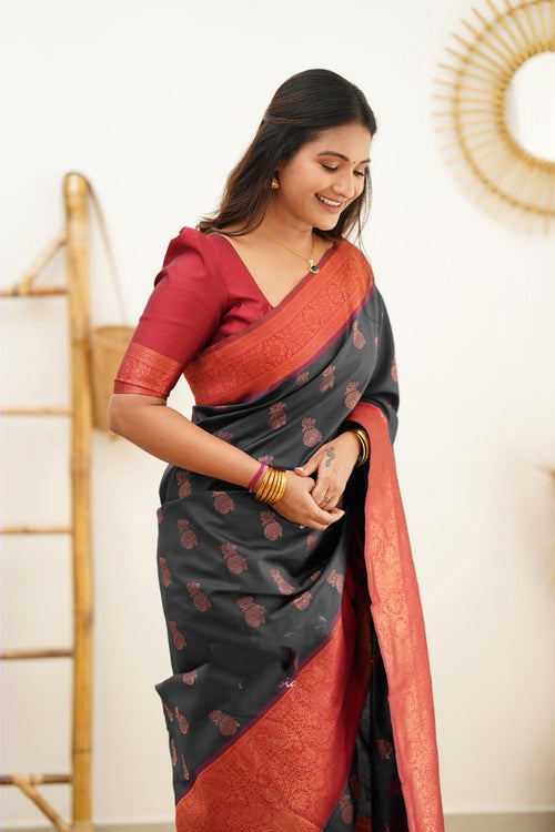 Fragrant Soft Silk Saree With Glowing Blouse Piece